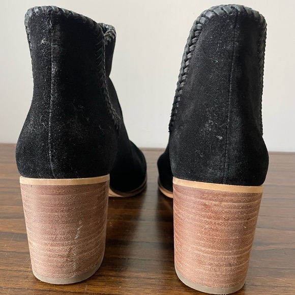 Frye & Co, women’s 10M, black suede slip on split opening block heel ankle boots - Picture 4 of 9